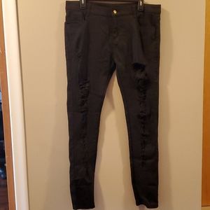 Taking Down 5/6 NWOT Black Distressed Skinny Jeans